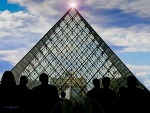 Piramide del Louvre, di enzocala