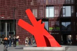 "Red Dog"dell'artista "Keith Haring", di Stefano65