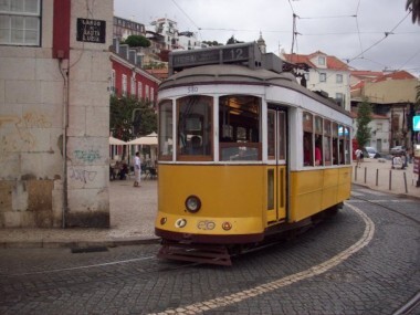 Lisboa tram 12