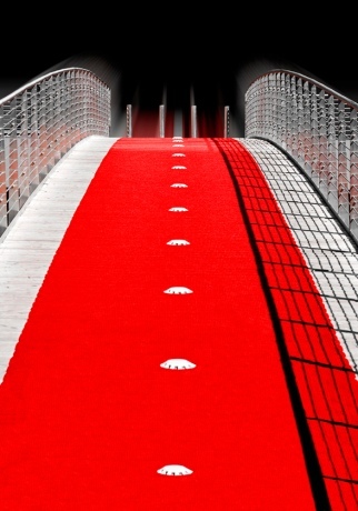 Passage .... in red