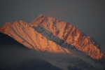 tramonto sulla montagna, di cj81218