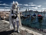 Venice...................un menestrello., di onofoto