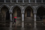 Under the rain, di delama