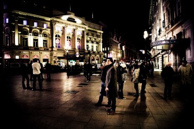 Piccadilly Circus di notte